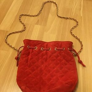 a VERY red purse